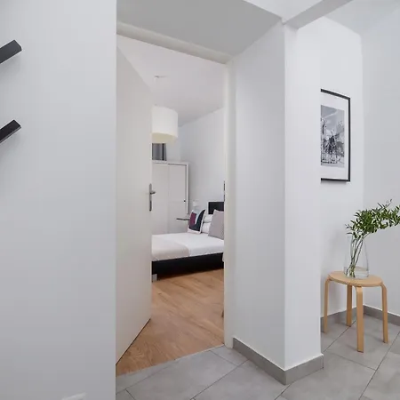 1-Bedroom Apartment - Długa 65 Street Kraków